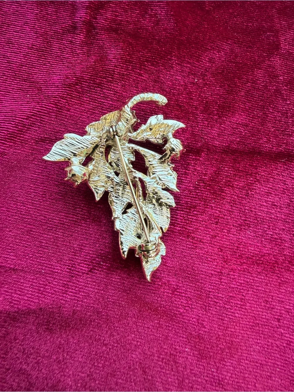 Vintage Aurora Borealis Rhinestone And Faux Pearl Leaf Design Brooch